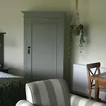 De Turfstaeker 住宿加早餐酒店 3*