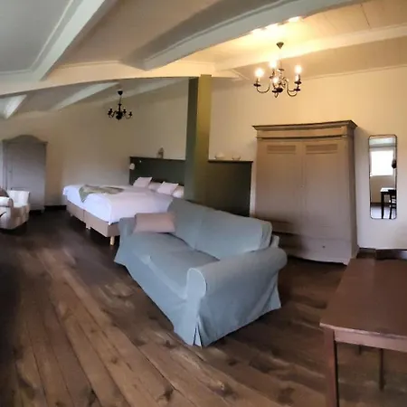 Bed & Breakfast De Turfstaeker