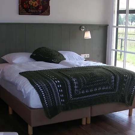 De Turfstaeker Bed & Breakfast *