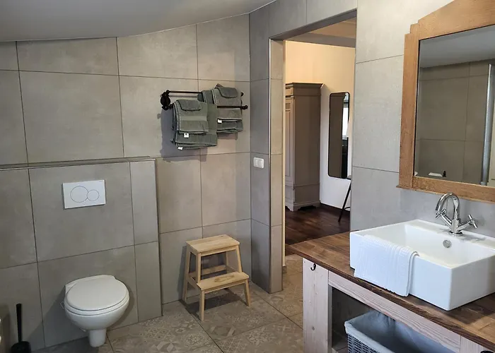 De Turfstaeker Nocleg ze śniadaniem 3*