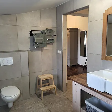 De Turfstaeker فندق مبيت وإفطار 3*