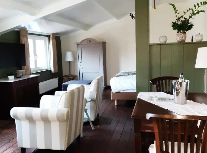 住宿加早餐酒店 De Turfstaeker